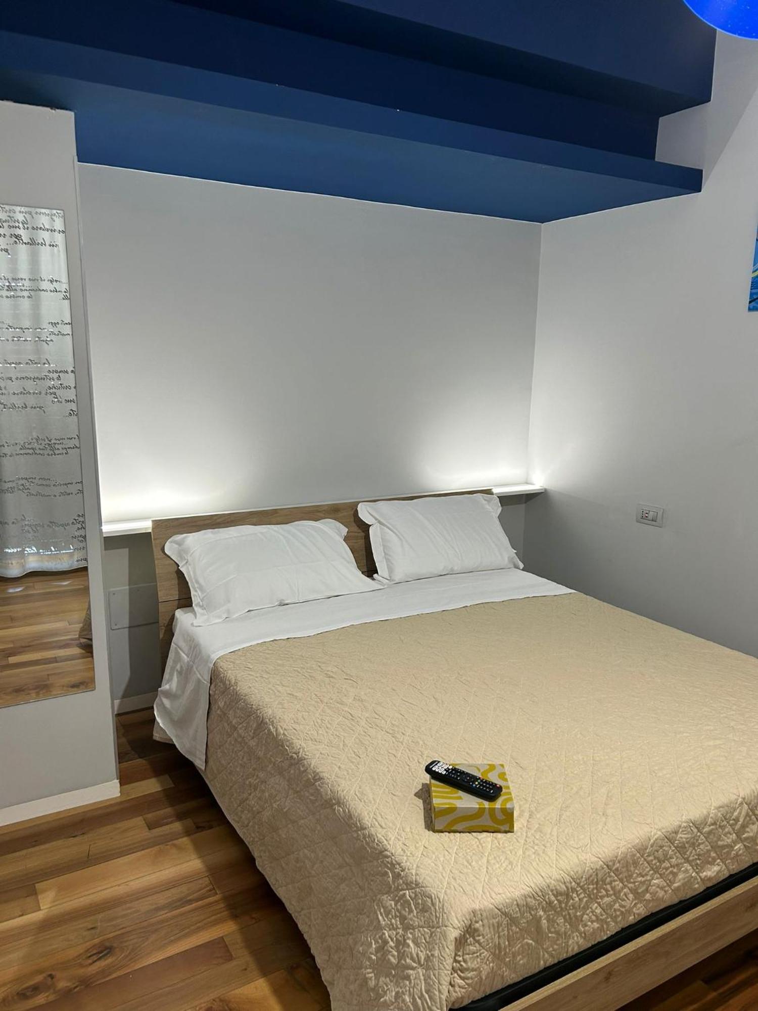 B&B Serangi - Il Piacere Di Sentirsi A Casa Cercola Buitenkant foto