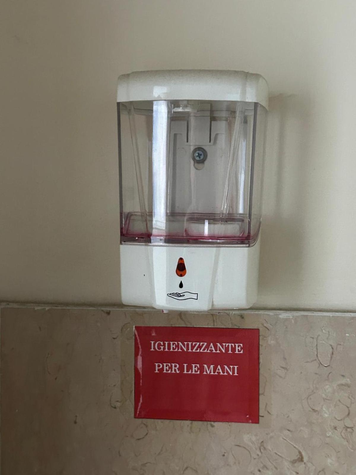 B&B Serangi - Il Piacere Di Sentirsi A Casa Cercola Buitenkant foto