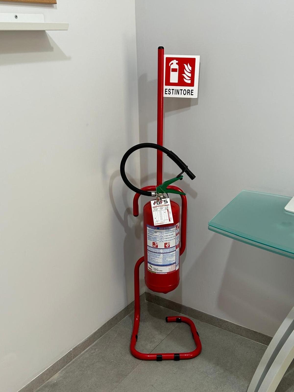 B&B Serangi - Il Piacere Di Sentirsi A Casa Cercola Buitenkant foto