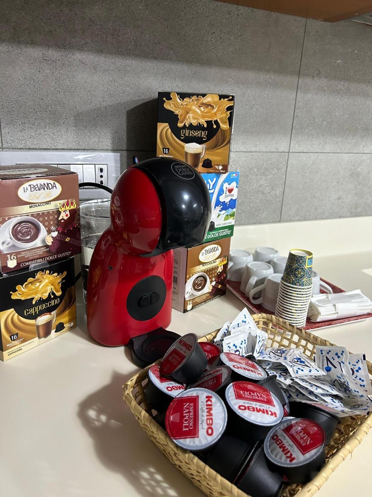 B&B Serangi - Il Piacere Di Sentirsi A Casa Cercola Buitenkant foto