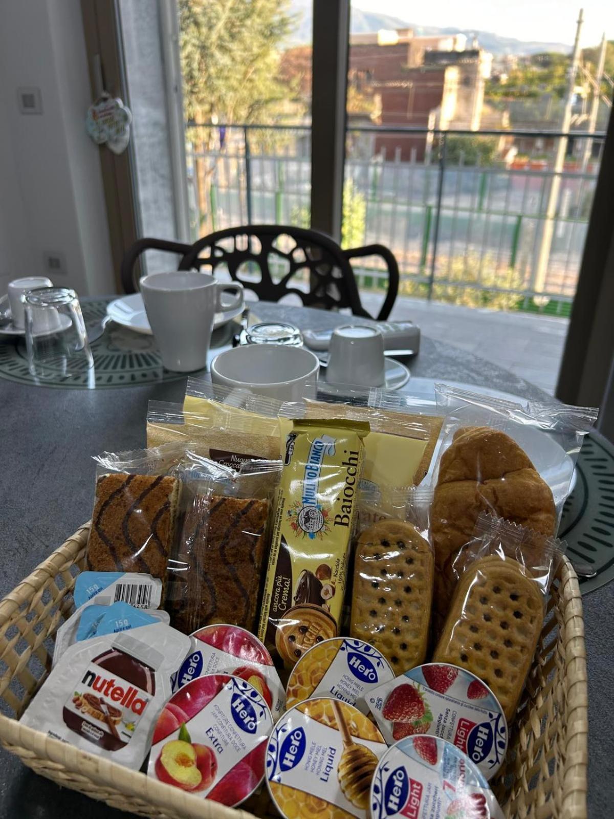 B&B Serangi - Il Piacere Di Sentirsi A Casa Cercola Buitenkant foto
