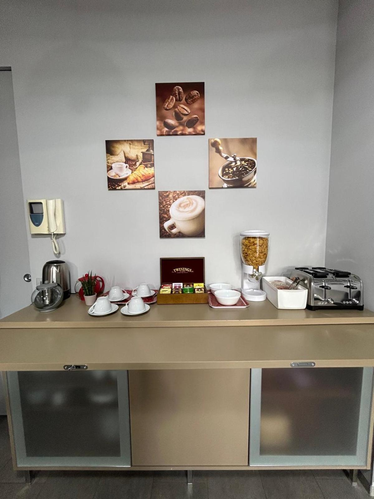 B&B Serangi - Il Piacere Di Sentirsi A Casa Cercola Buitenkant foto